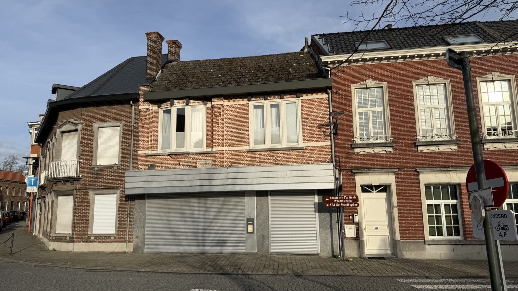 Handelspand met studio op toplocatie aan de Vierschaar